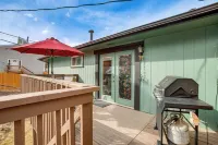 Near Red Rocks, Hiking & Skiing: Kittredge Condo!