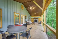 Blue Ridge Mountainside Cottage w/ Fire Pit! - 3-Star