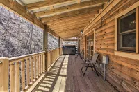 'The Phoenix' Cabin w/ Hot Tub in Gatlinburg! - بيت ضيافة