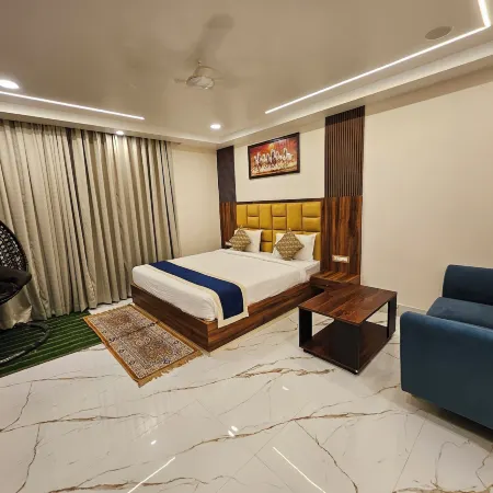 Hotel MAA Laxmi Palace