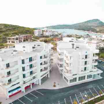 Captain's Residence Hotel Exterior