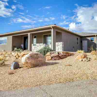Toquerville Vacation Rental, Near State Parks! Hotel Exterior
