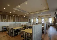 โรงแรมรูท อินน์ อุเบะ - พร้อมอาหารเช้า