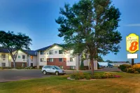 Super 8 by Wyndham Aberdeen East Hotels in Aberdeen