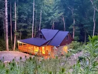 Retreat - Creek, Sliding Rock, Waterfalls, Fishing, Hiking, Hot Tub, Fire Pit 맥도웰 카운티 호텔