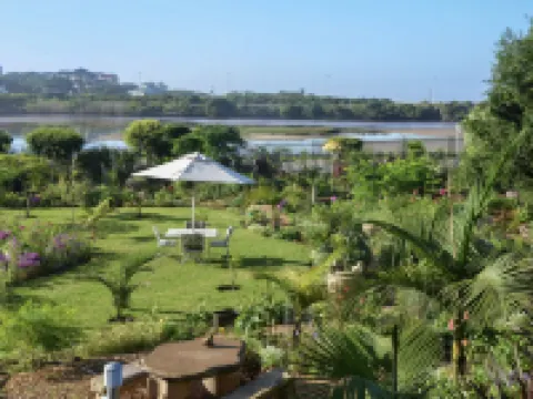 Serenity Ocean Lodge โรงแรมในจอร์จ