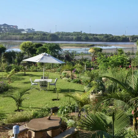 Serenity Ocean Lodge