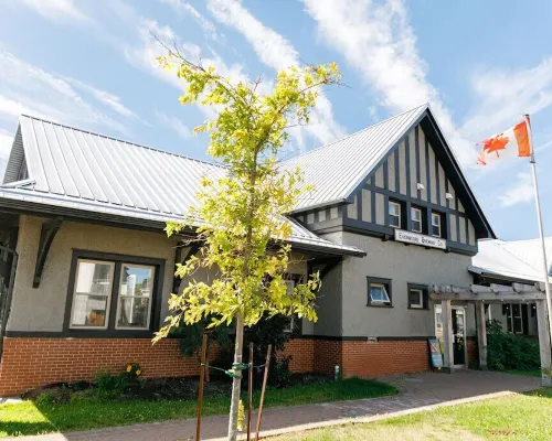 Harbourview Loft B Two Bedroom Loft Apartment Located in Downtown Summerside Hotels in Summerside