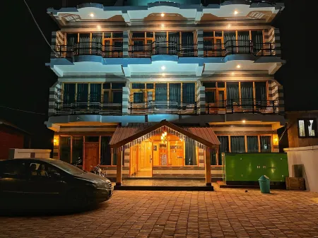 Hotel Mid Orchard Kasol l River Side -Pure Veg Hotel in Kasol