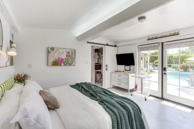 Palm Desert Casita w/ Pool: 5 Blocks to El Paseo