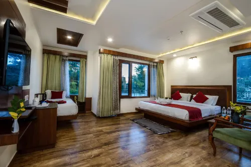 Ashapuri Residency Manali - A Centrally Heated and Air Conditioned Hotel - 3-Star