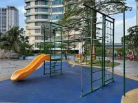 Grand Kamala Lagoon by Bonzela Property فنادق في South Bekasi