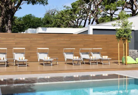 Hotel Mealba Отели рядом с достопримечательностью «City of Lainate»