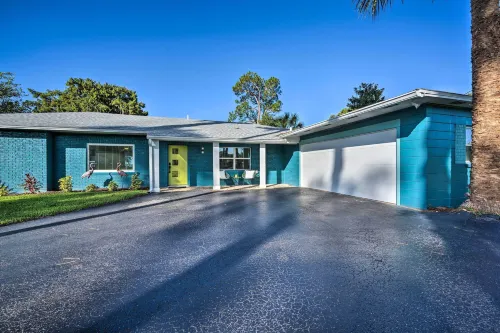 Waterfront Lake Dora Escape w/ Private Dock & Slip Hotels in Eustis