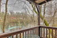 Cozy Heber Springs Cabin w/ Deck & Dock! - 3-Star