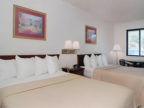 Rodeway Inn at Fort Lee Hotel di Hopewell