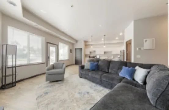 Charming 2-bedroom/2 bath apartment with spa & fitness room amenities in Mankato