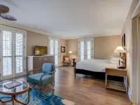 The Pier House Resort