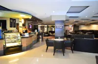 Mallberry Suites Business Hotel - breakfast