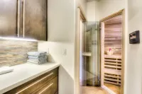 Shining Shire - Sauna, Steam Shower, Very Cool!