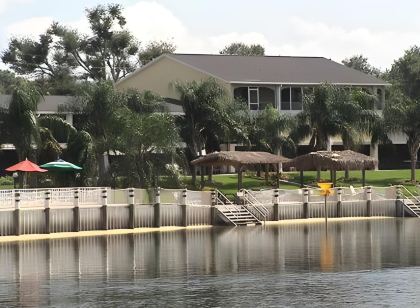 Lake Roy Beach Inn - Winter Haven