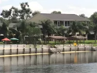 Lake Roy Beach Inn - Winter Haven Hotels in Auburndale