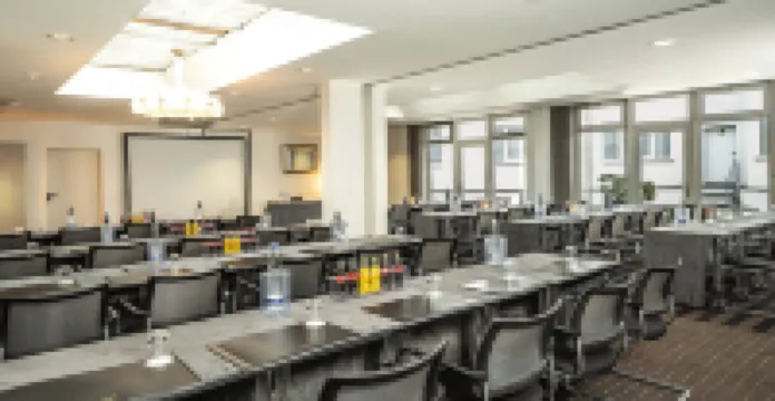 Victor's Residenz-Hotel München Hotels in Heimhausen