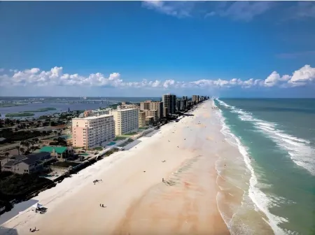 Premier 9th Floor End 3BR 3BA - No Drive Beach!