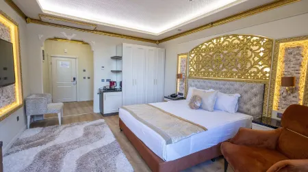 Can Adalya Palace Hotel