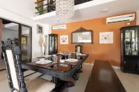 StayVista at Wings on Water - Riverview Villa with Pool Các khách sạn ở Chopdem