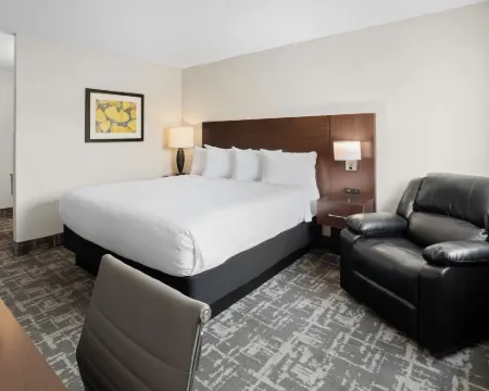 Fargo Inn and Suites Hotels in Fargo