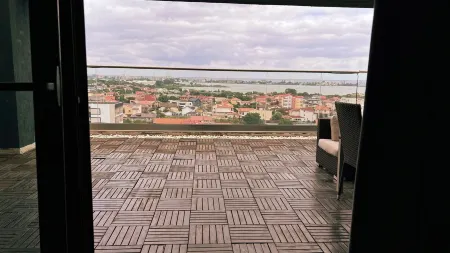 Stylish and Cozy Apartment at sea.