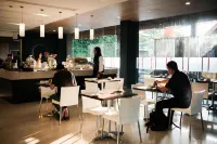 LYNN Hotel Serang - breakfast
