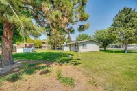 9 Mi to The Gorge Updated Retreat with Yard! Hôtels à : George