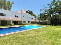 Beautiful house in horizontal condominium in jiutepec Hotel a Jiutepec