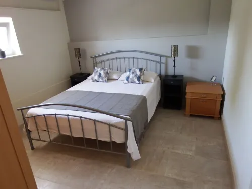 Apartment with 2 Bedrooms & Terrace