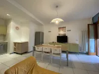 Large apartment in the heart of Lignano + parking! Suitable for one or more families!