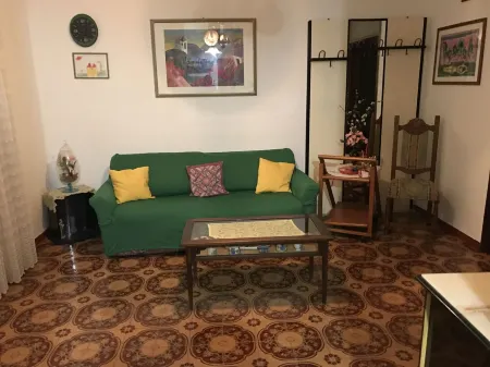 Terrasini free airport ride if book more than 5 days