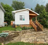 Cozy Cabin on Georgian Bay Tay Trail, Come Ski, Snowboard or Snowmobile Hotels in Tay
