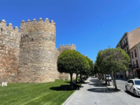 Apartamento Precioso, con Vistas Espectaculares a las Murallas de Ávila