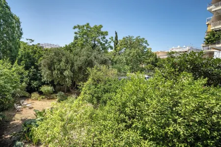 Urban Nest In Chalandri by MΡS