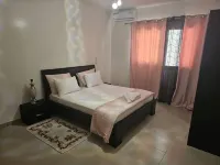 Appartement / Condominium de 3 Chambres et 3 Salles de Bain