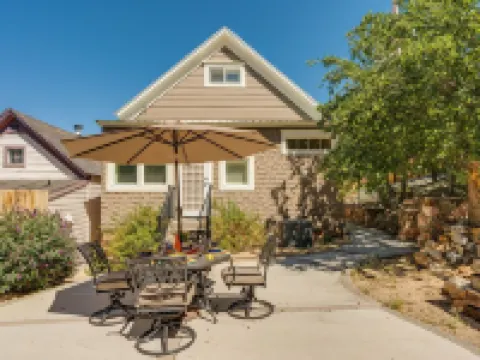 Historic Gem in Virginia City Hotels in Storey County