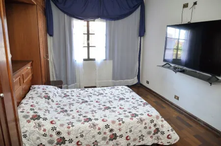 CHÁCARA BELLA VITTA <br>WANT COMFORT, PEACE, SECURITY. A HEATED POOL. HE COMES.