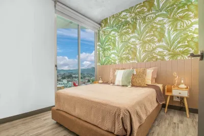 New Boho Sabana Apartment Close to Airports w/ AC Hotel a 