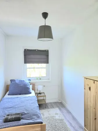 Beautiful apartment in Walschleben Отели в г. Вальшлебен