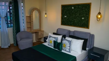 Spacious, Modern one bedroom apartment