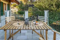 Terraced studio on a botanical garden, facing lake Maggiore Hotels in Gonte