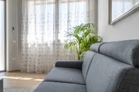 Cozy, newly renovated apartment in the heart of Pozzoleone