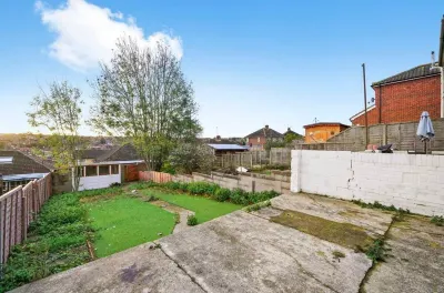 Cosy 3 Bedroom House in Rochester, close to the must see sights in Rochester Hotel in zona Six Poor Traveller House